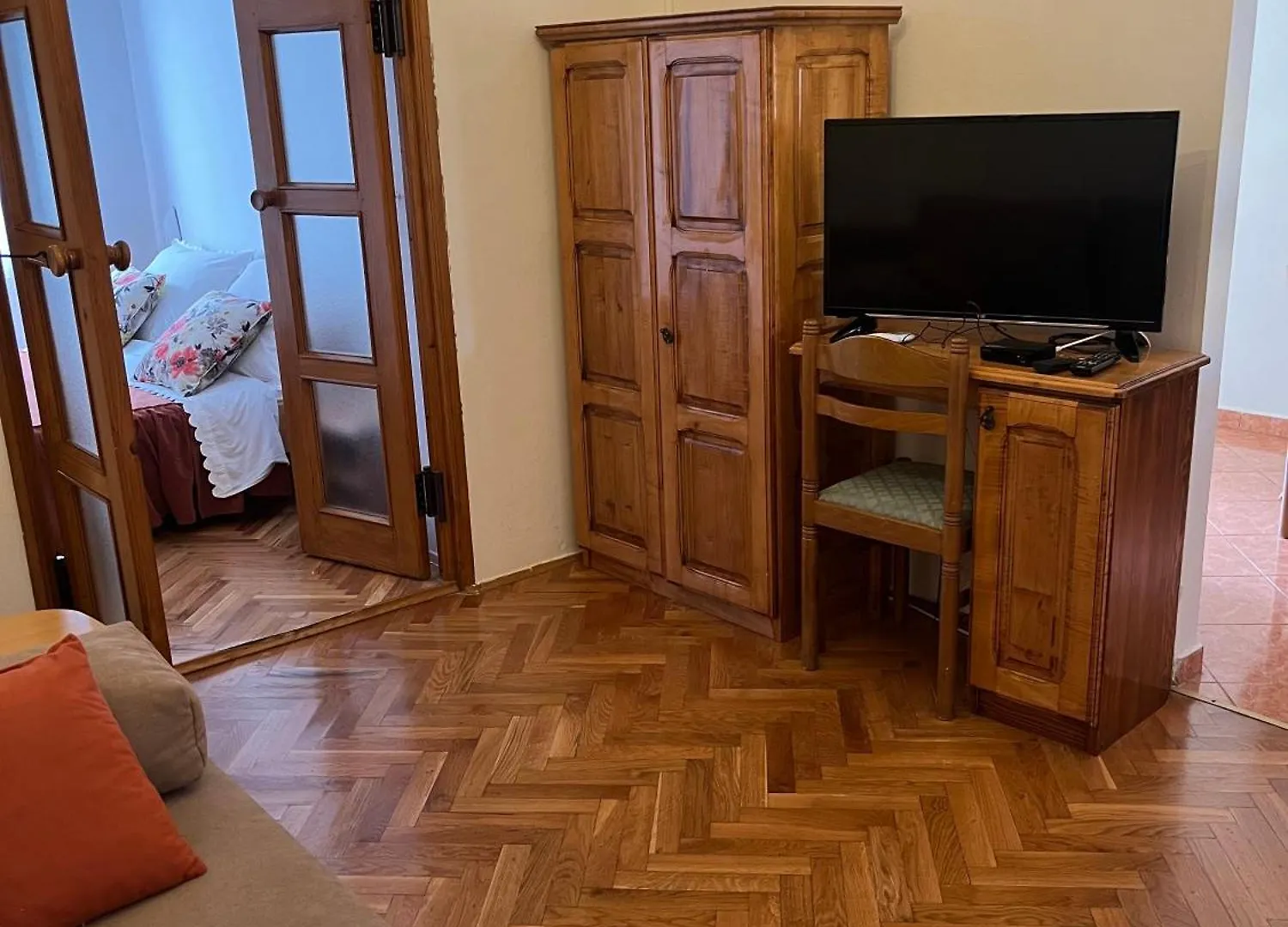 Prázdninový dům Cozy Apartment With Private Terrace Mandre